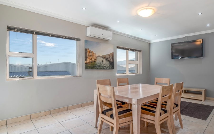 To Let Commercial Property for Rent in Gants Plaza Western Cape